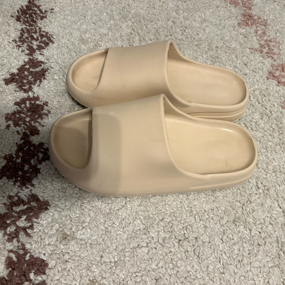 Beige knock off Yeezy Slide Sandals